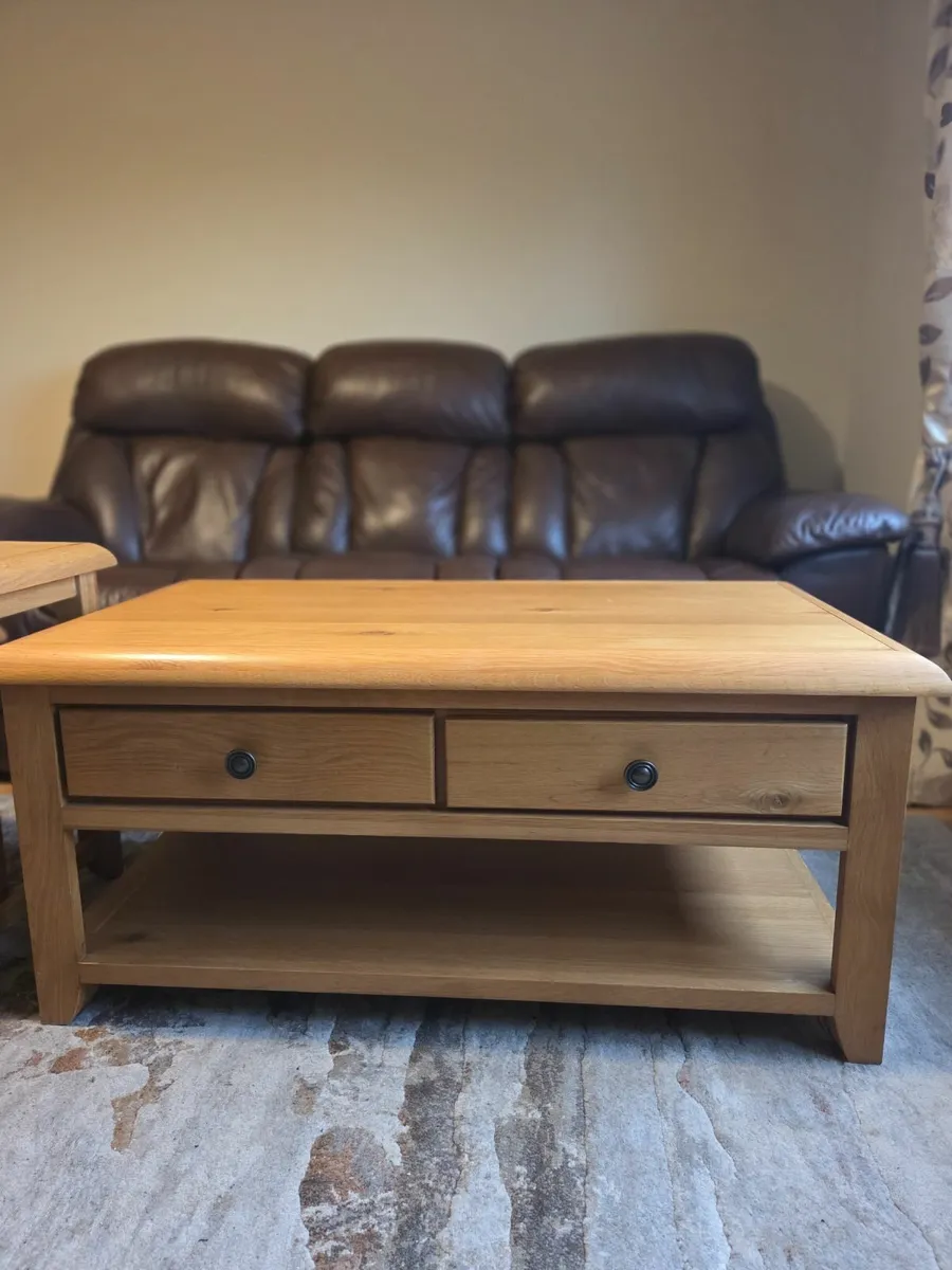 Oak Coffee Table and nest tables - Image 4