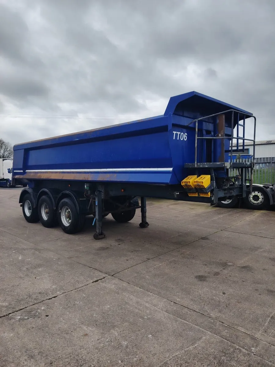 2017 Steel aggregate tipping trailer - Image 1