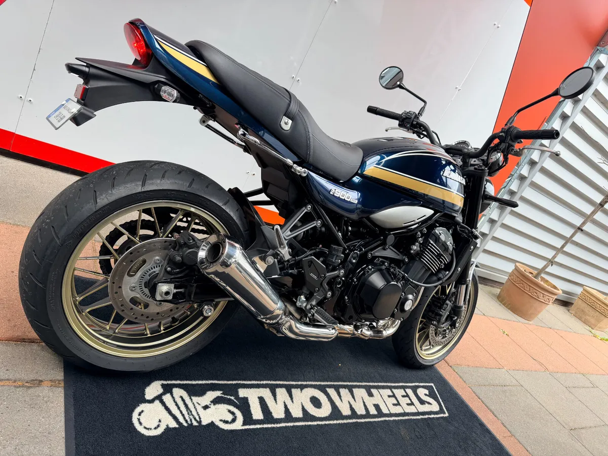 Kawasaki Z900 RS - Image 2