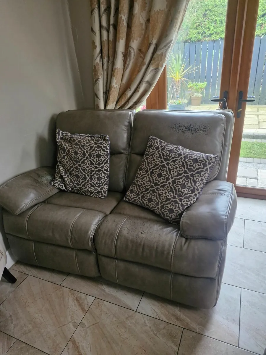 3 seater @ 2 seater sofa - Image 2