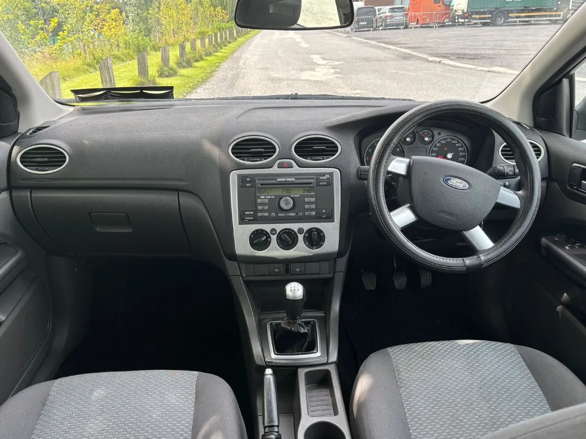 Ford Focus 2007 - Image 2