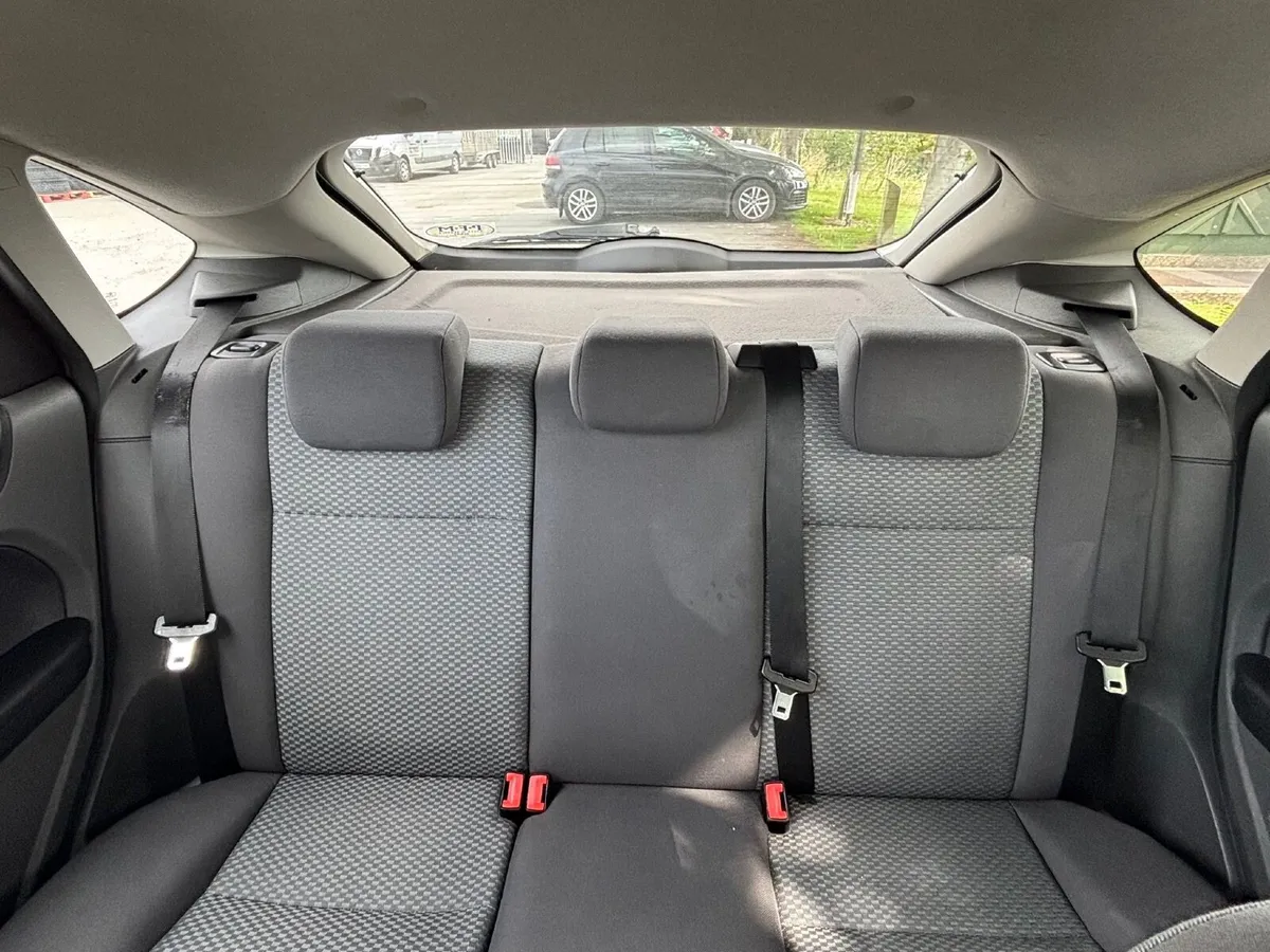 Ford Focus 2007 - Image 4