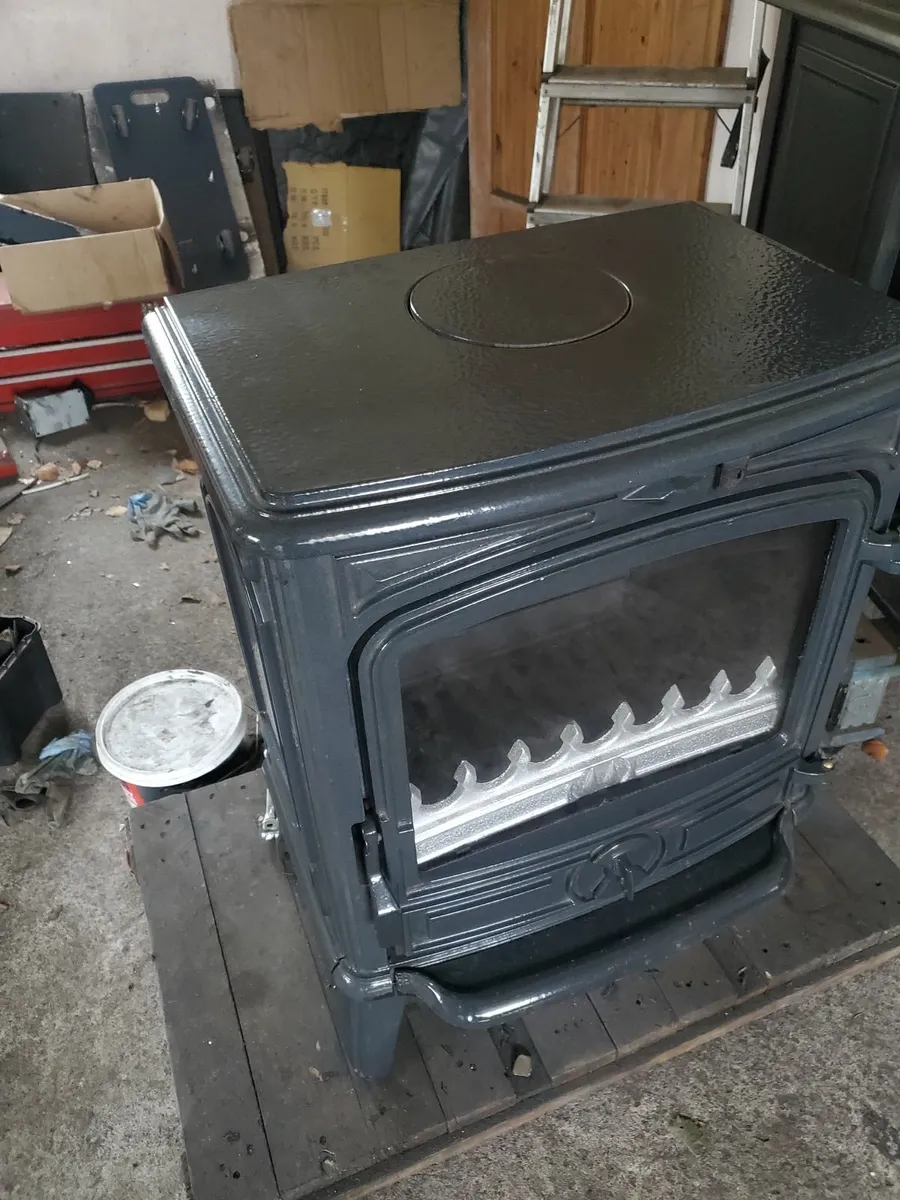Enamel Franco Belge 8kw Solid fuel stove - Image 4