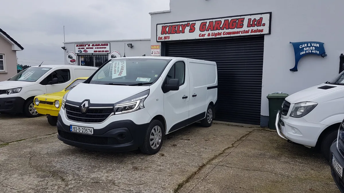 Renault Trafic 192D NEW MODEL 2.0LT 49KM VAT INVOI - Image 3