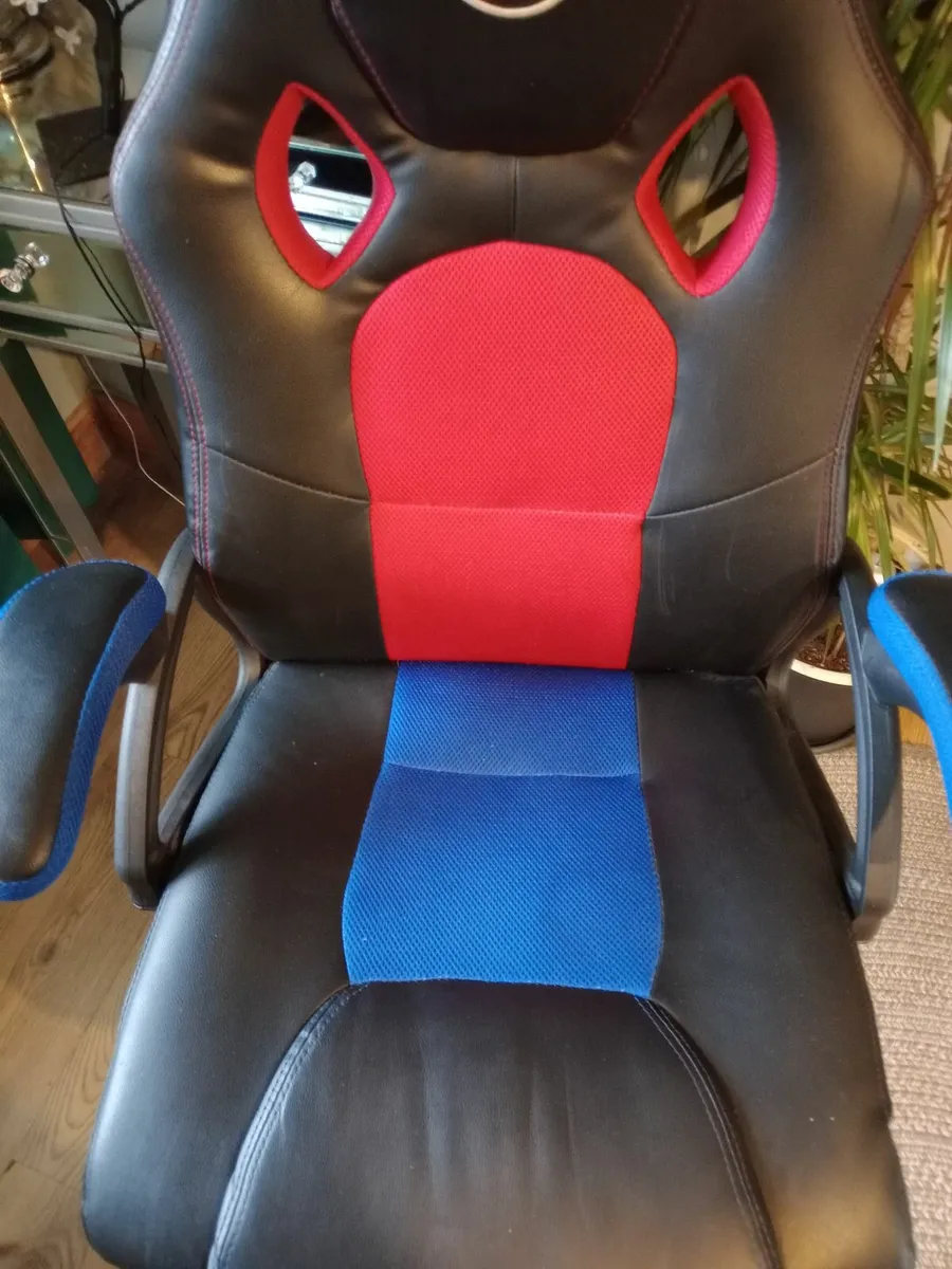 Gaming  Chair - Image 2