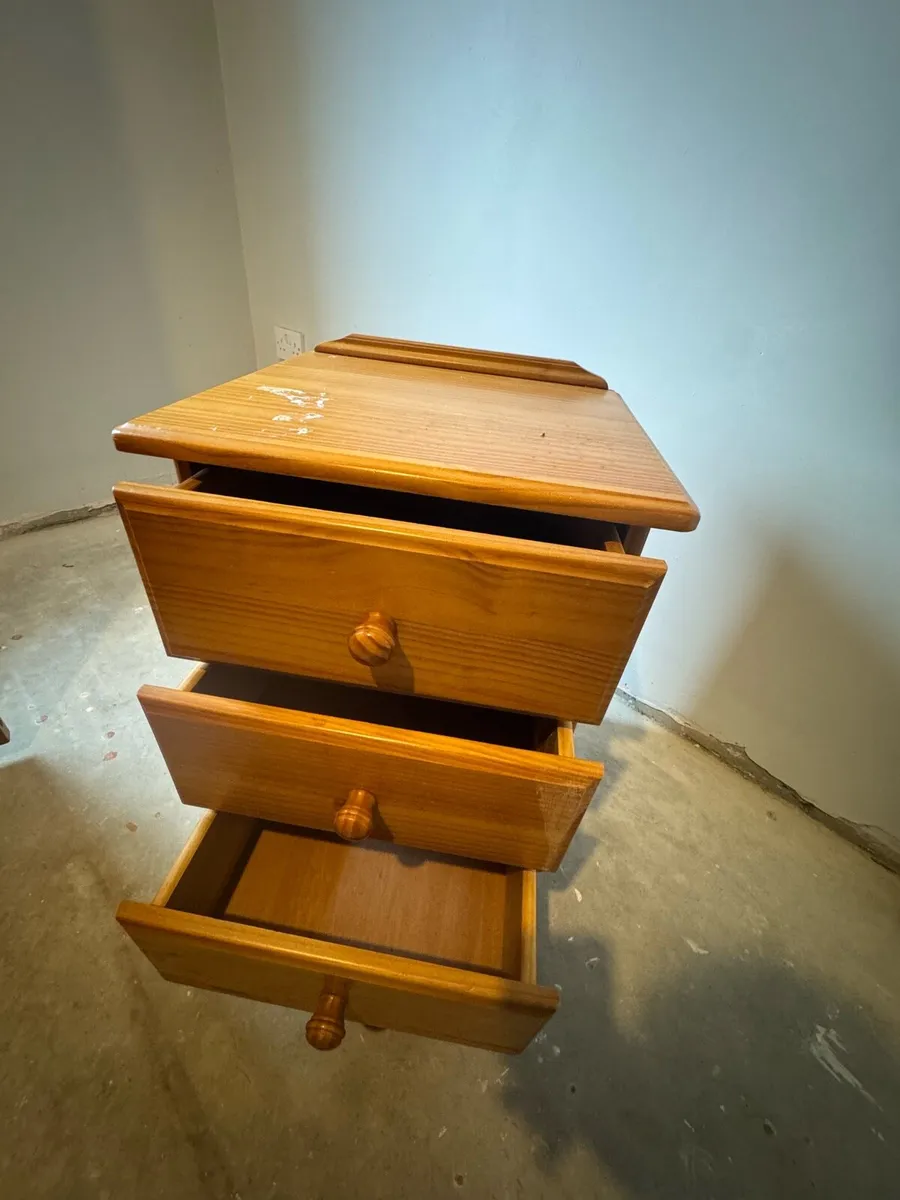 Wooden side locker - Image 1