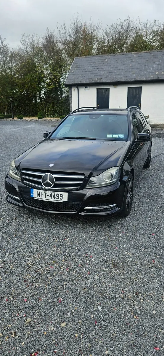 Mercedes-Benz C-Class 2014 - Image 1