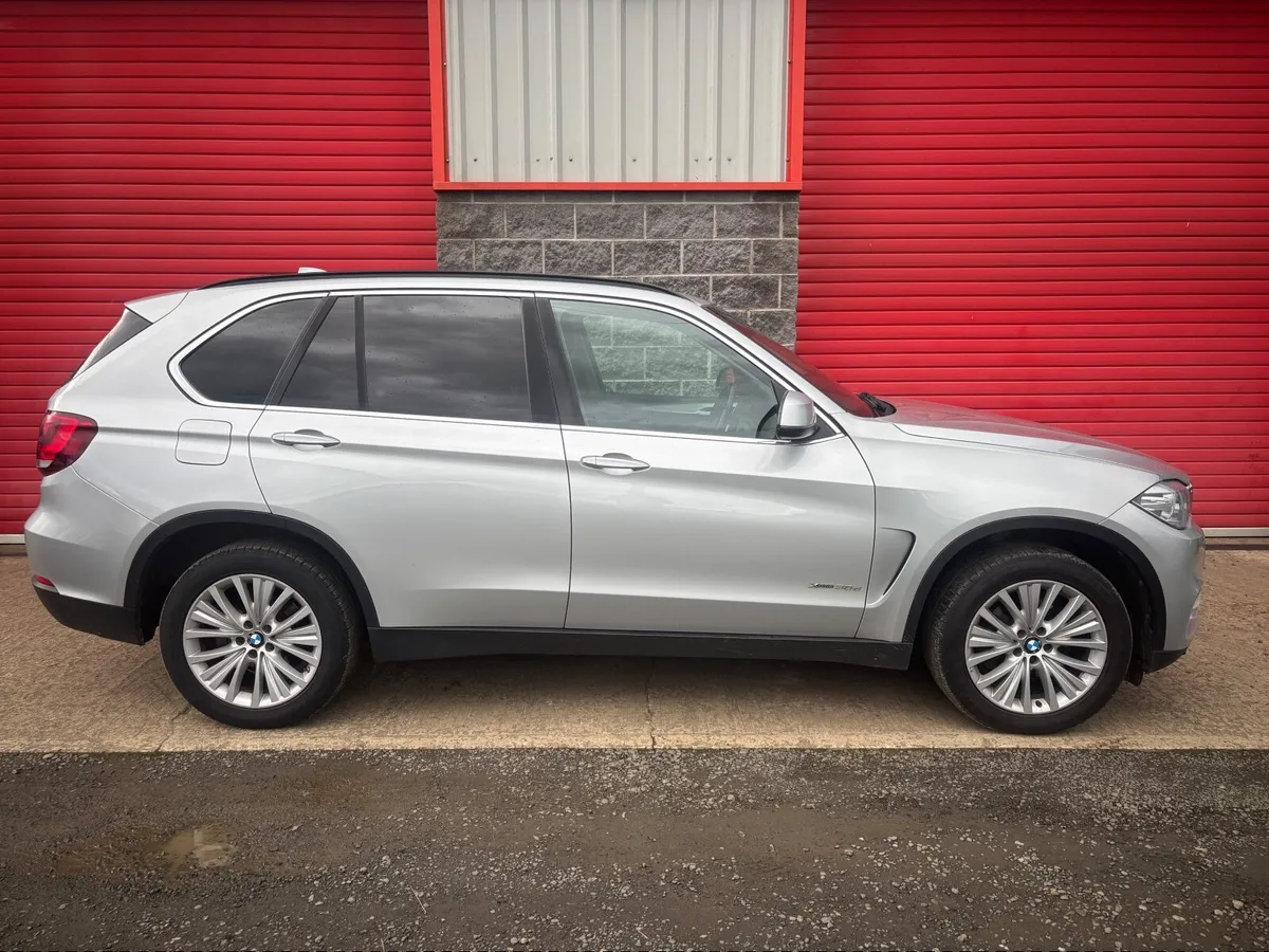 *** BARGAIN ** 2016  BMW X5 3.0D SE ** BARGAIN *** - Image 2