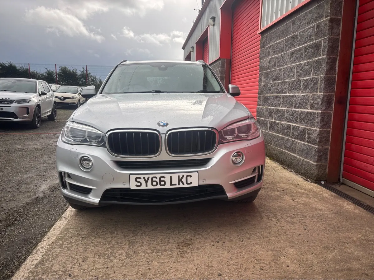 *** BARGAIN ** 2016  BMW X5 3.0D SE ** BARGAIN *** - Image 3