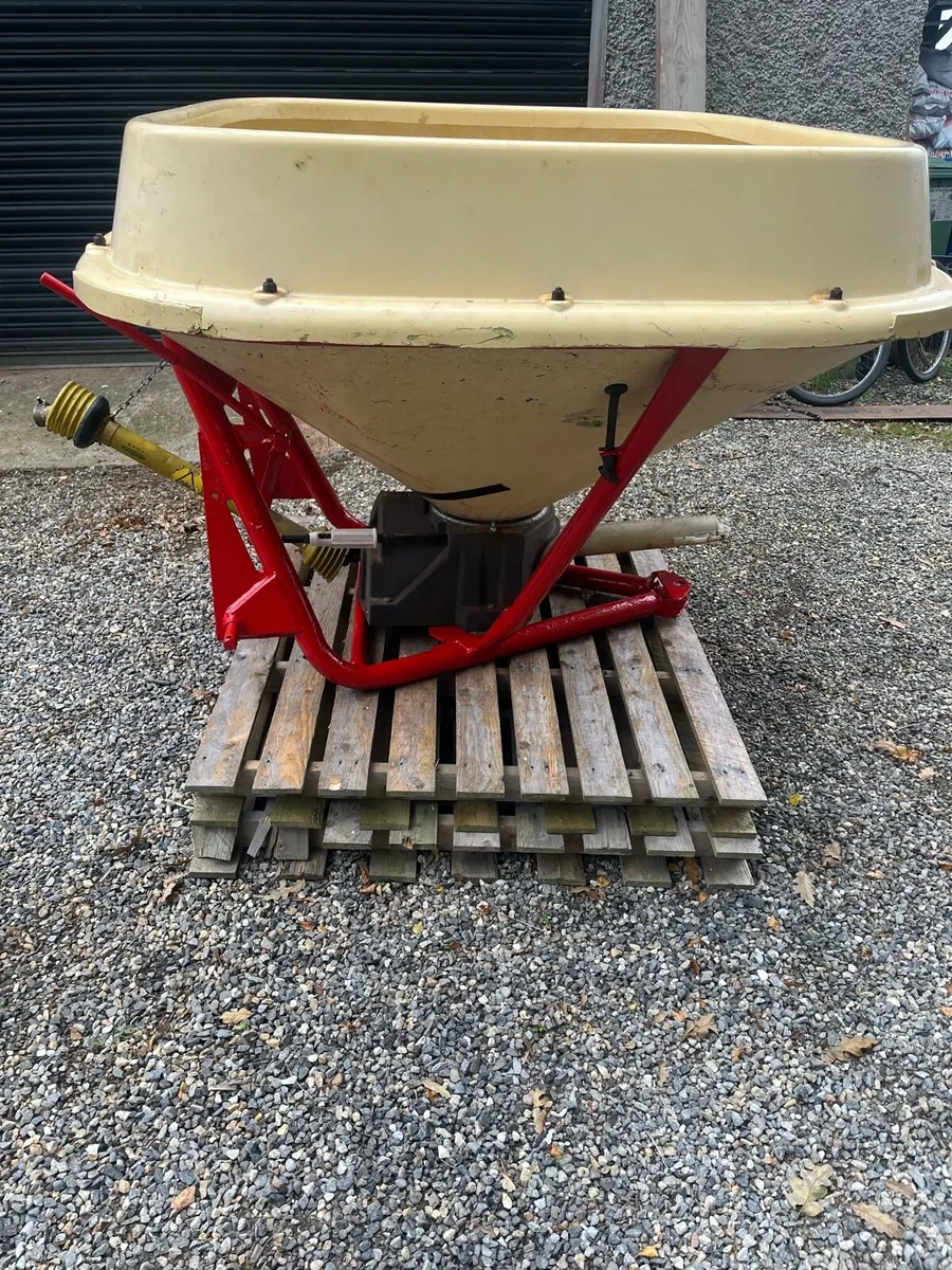 Vicon spreader - Image 3