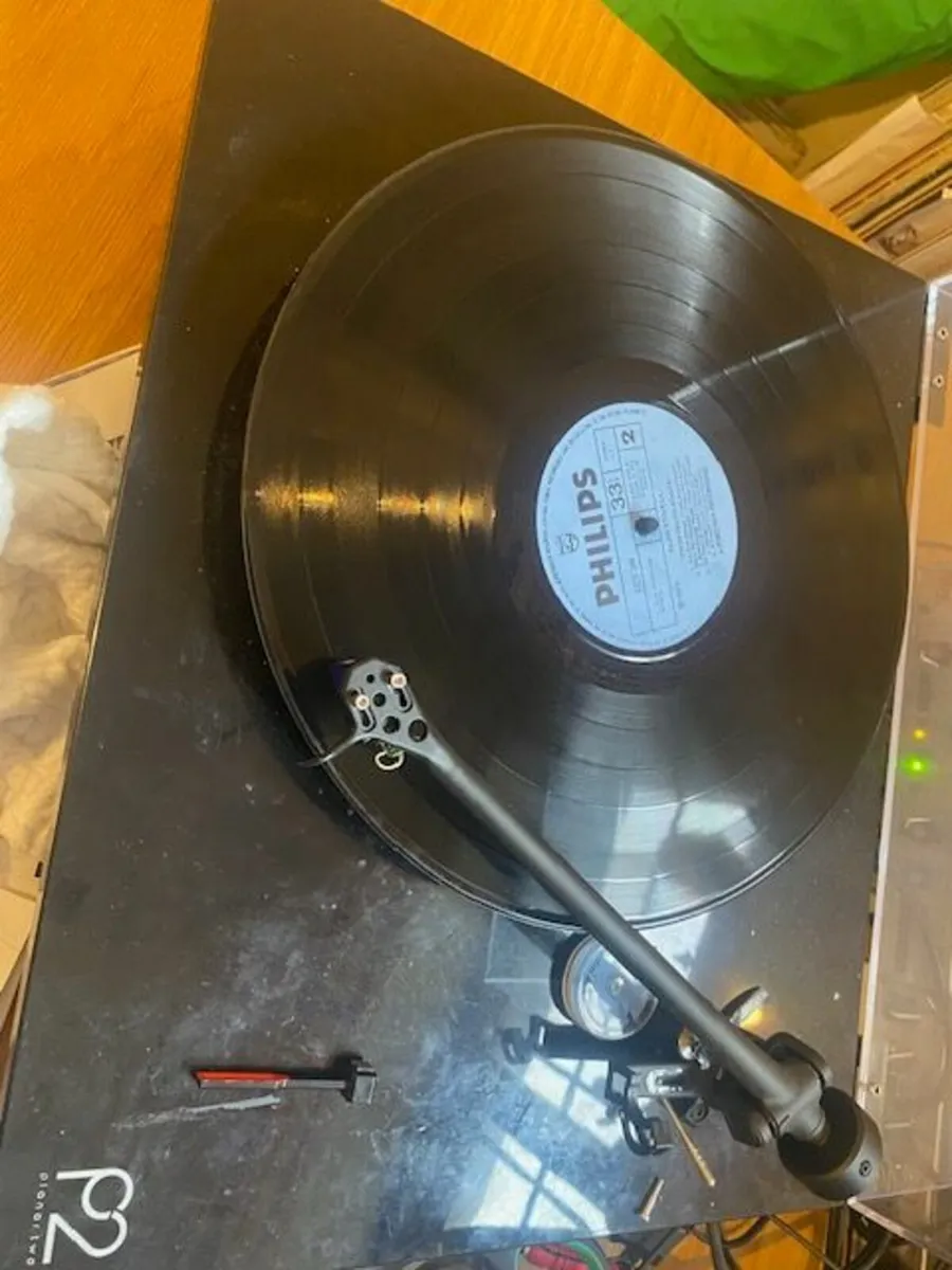 Rega Planar 2 Turntable with Orotofon Cartridge