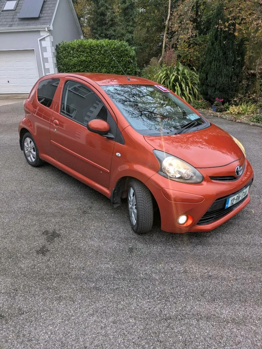 Toyota Aygo Fire - Image 2