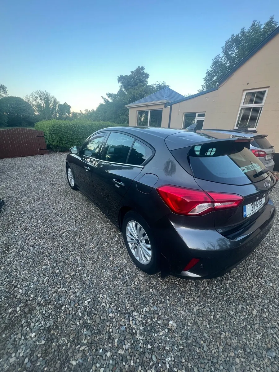 2021 Ford Focus - Image 4