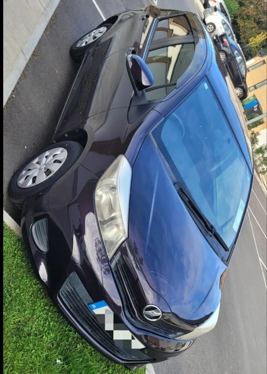 ✨ Toyota Vitz 2013 – Only 46000 Km✨ - Image 4