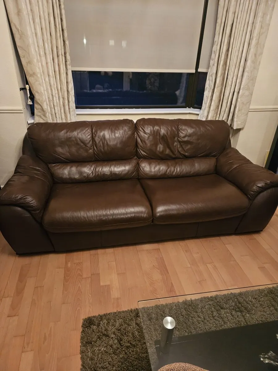 Brown leather 2 & 3 seater sofa - Image 1