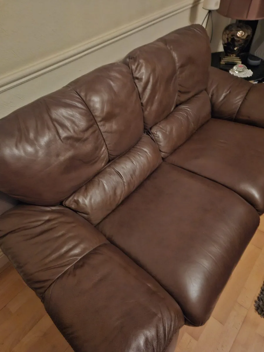 Brown leather 2 & 3 seater sofa - Image 3