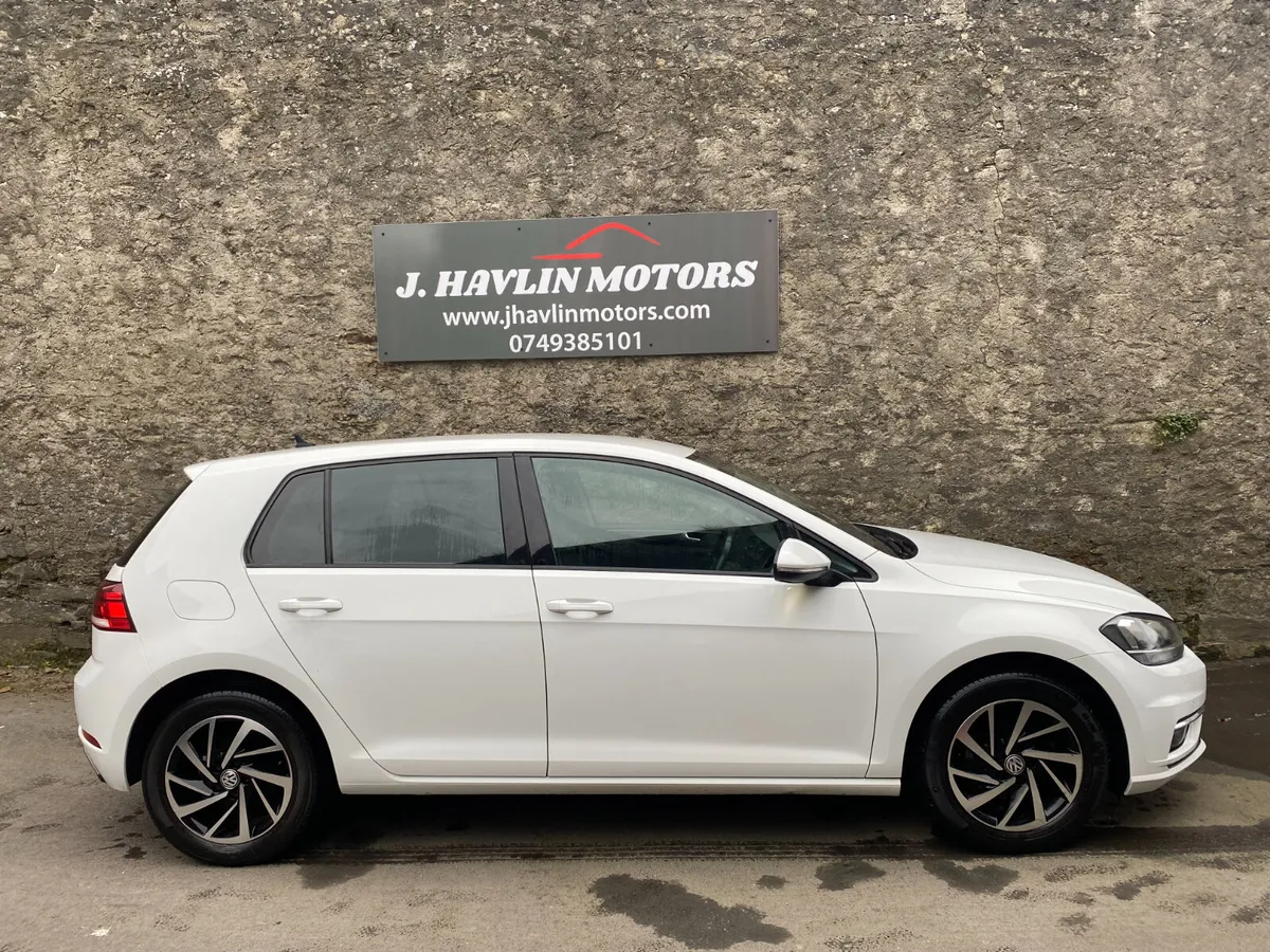 April 2019 Volkswagen Golf 1.6 TDi DEPOSIT TAKEN - Image 3