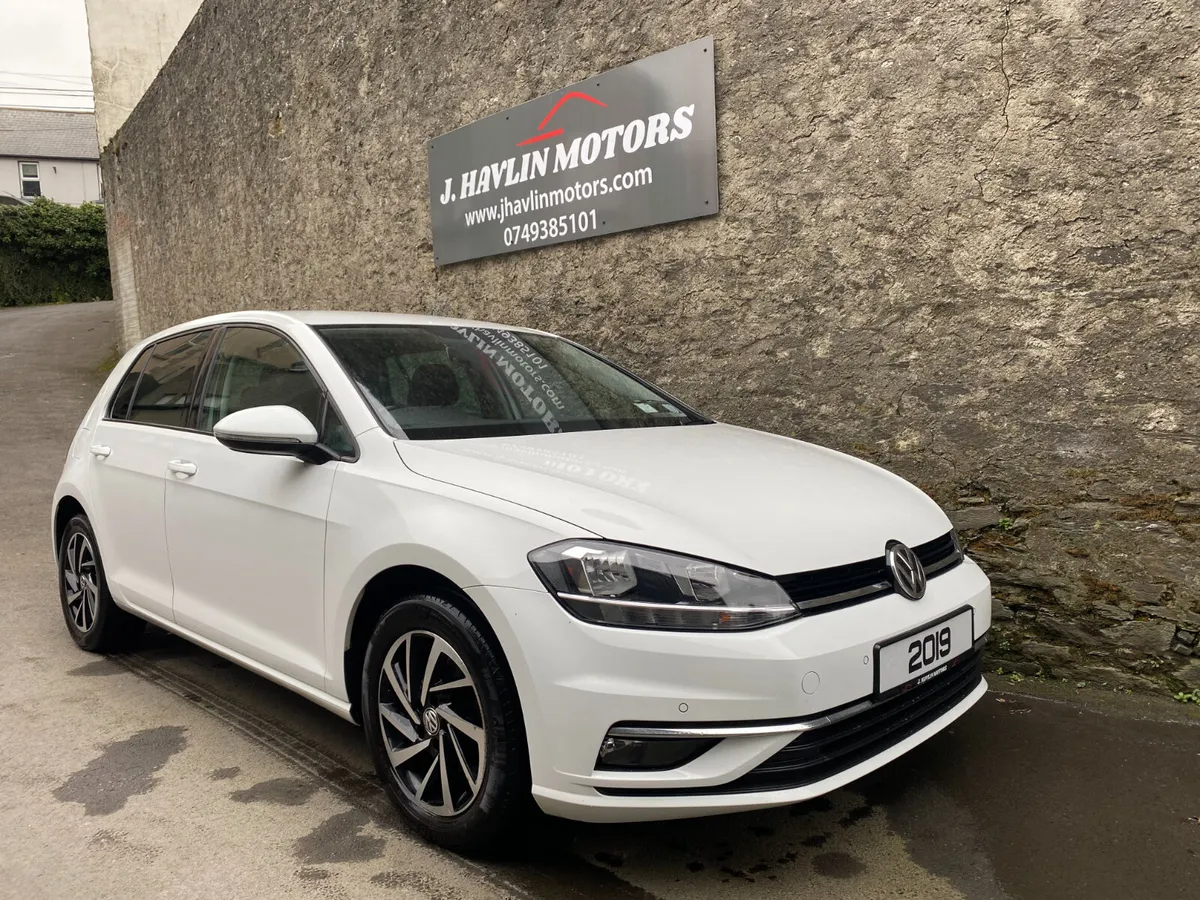April 2019 Volkswagen Golf 1.6 TDi DEPOSIT TAKEN - Image 2