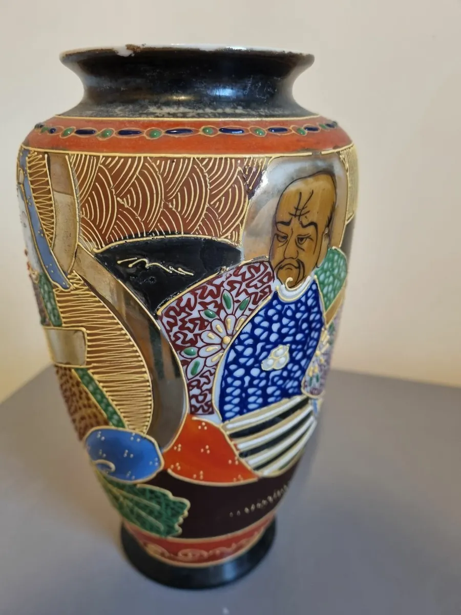 Satsuma vase - Image 1