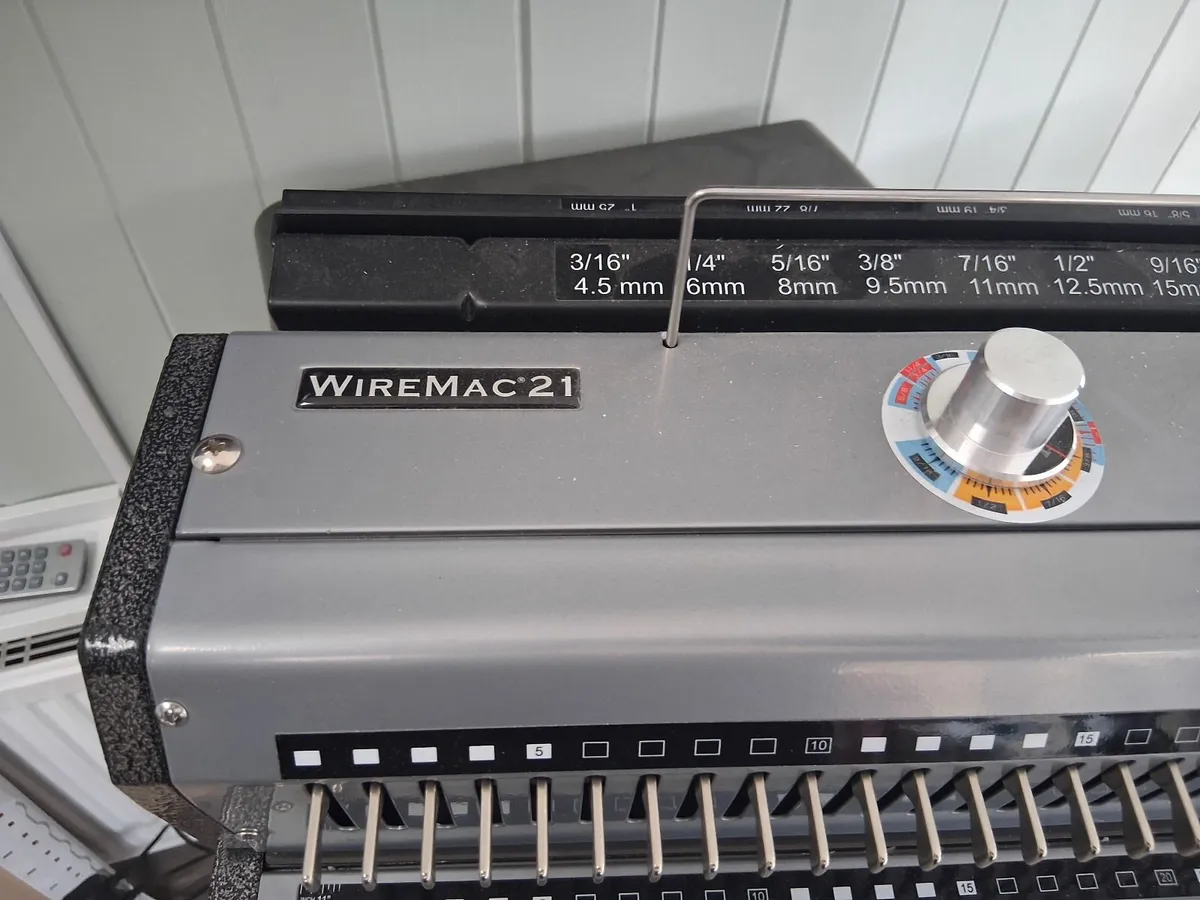 Wiro Binding Machines x 2 - Image 2