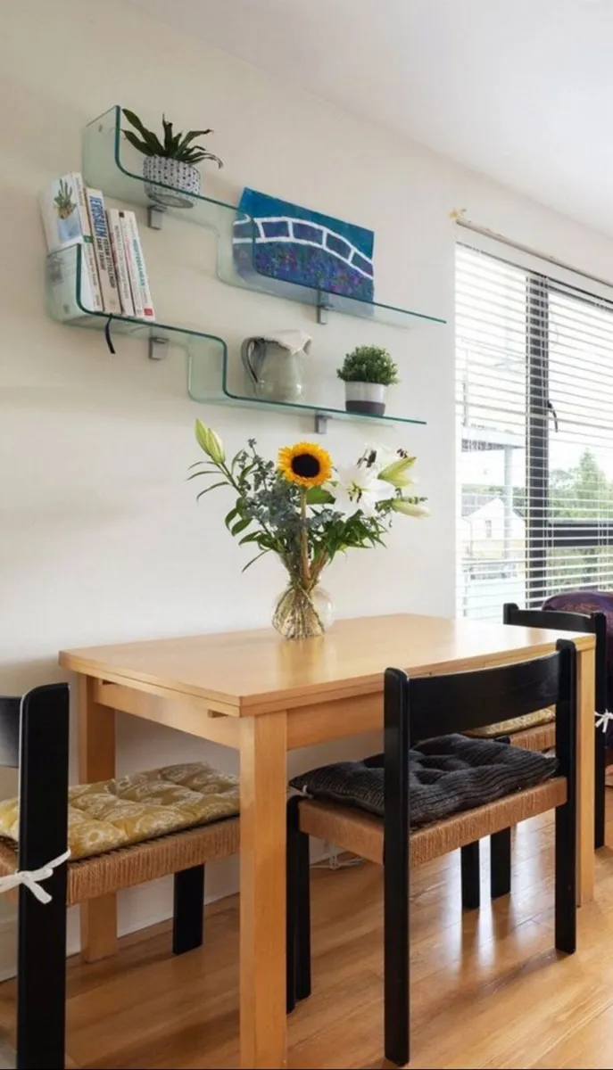Extendable beech veneer dining table - Image 1