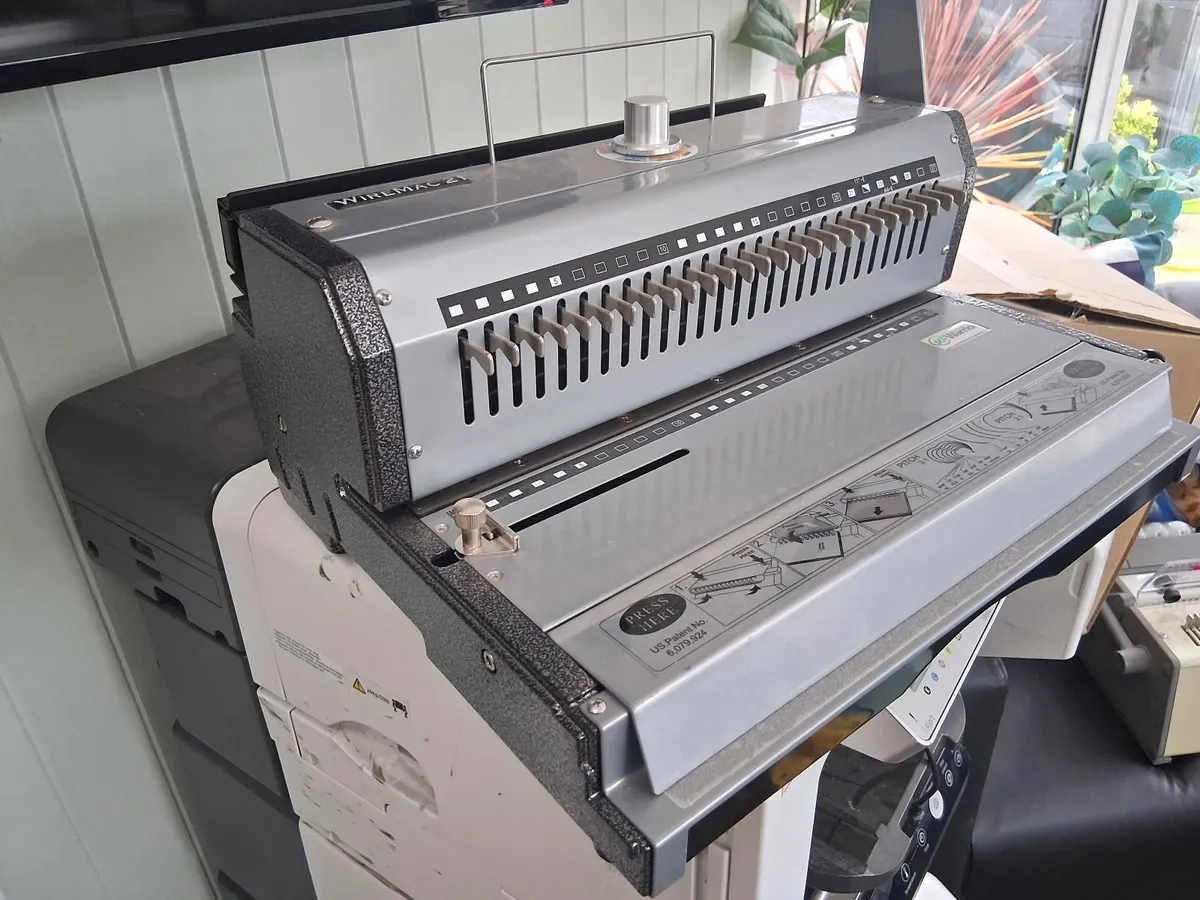 Wiro Binding Machines x 2 - Image 4