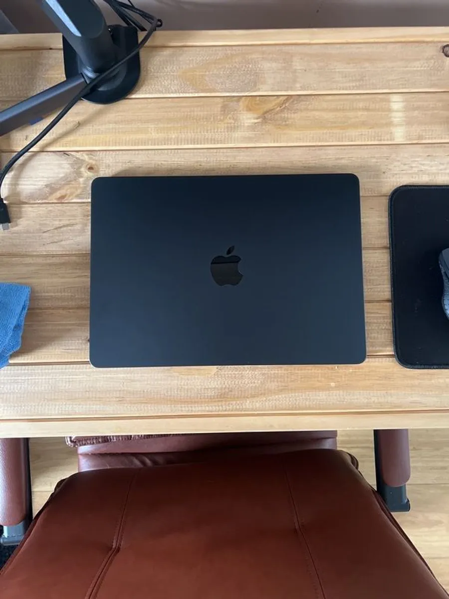 MacBook Air 2024 M3 Excellent Condition, Barely Used. - Image 1