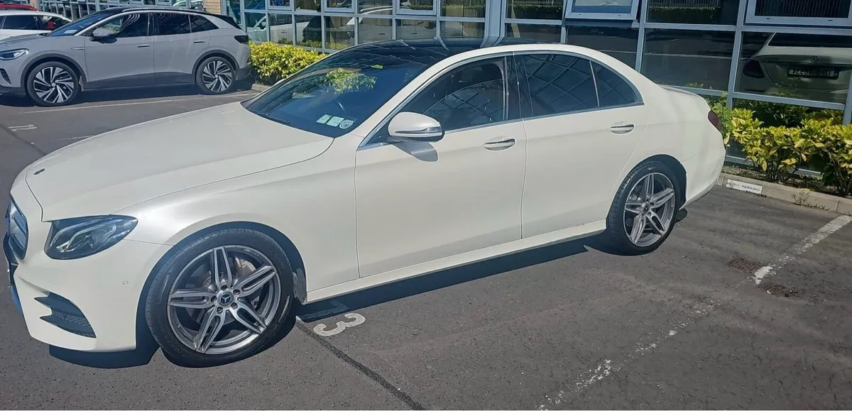 Mercedes Benz E220 AMG Line *HUGE SPEC* - Image 2