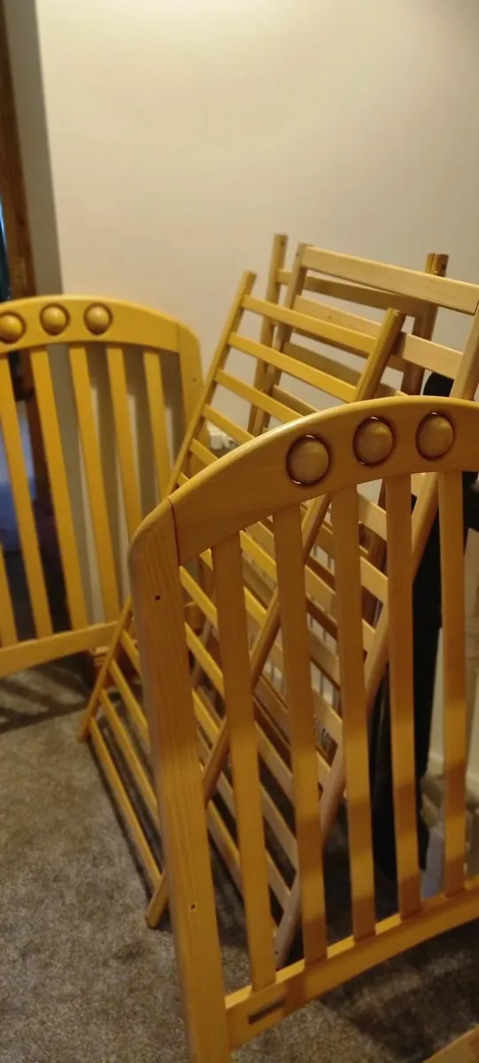 Cot - Image 1