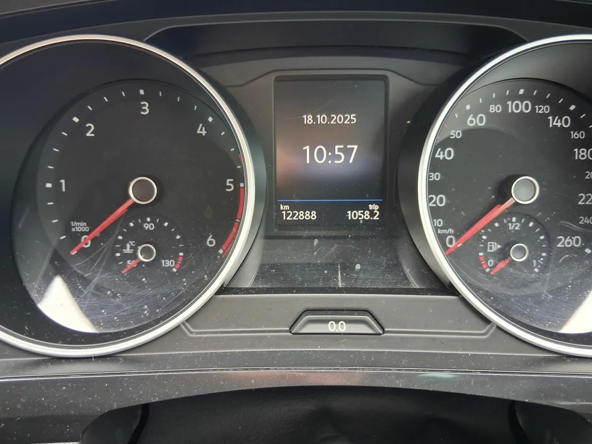 Volkswagen Tiguan 2018 - Image 3