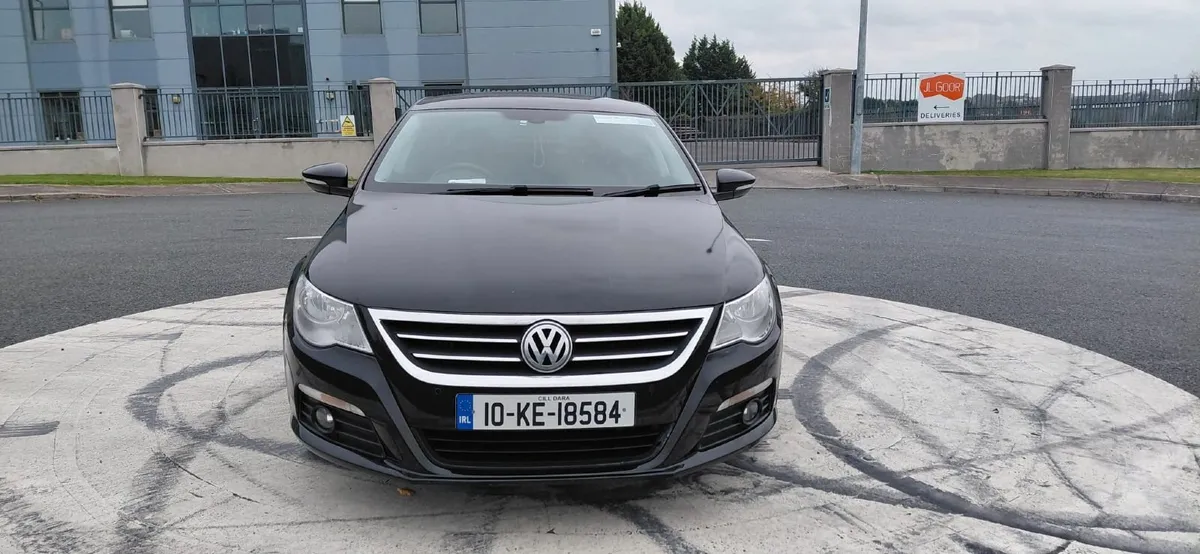 Volkswagen Passat CC 2010 [automatic] - Image 1