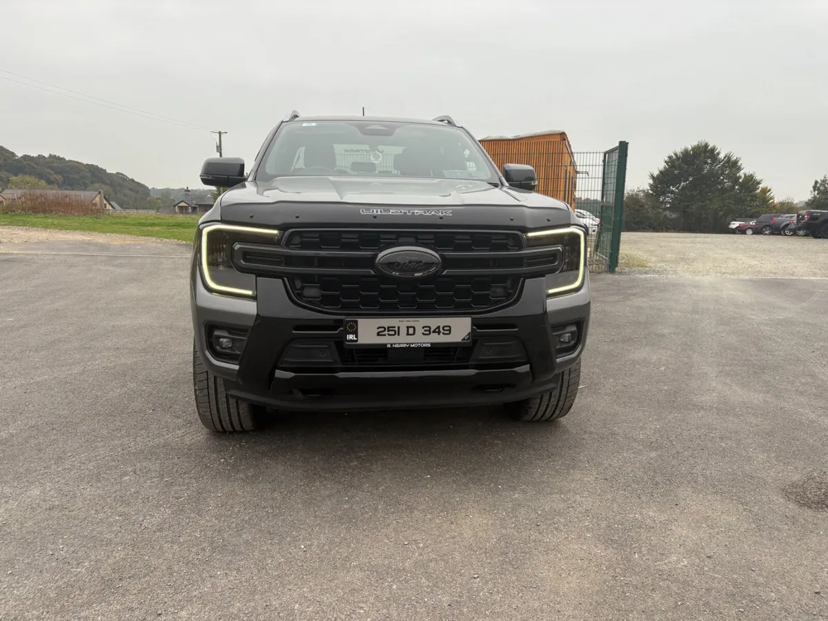Ford Ranger 2025 Auto - Image 2