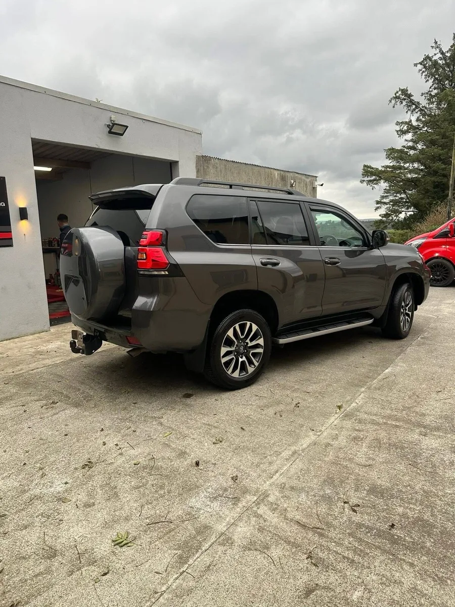 2024 Toyota Landcruiser 7 Seater - Image 4