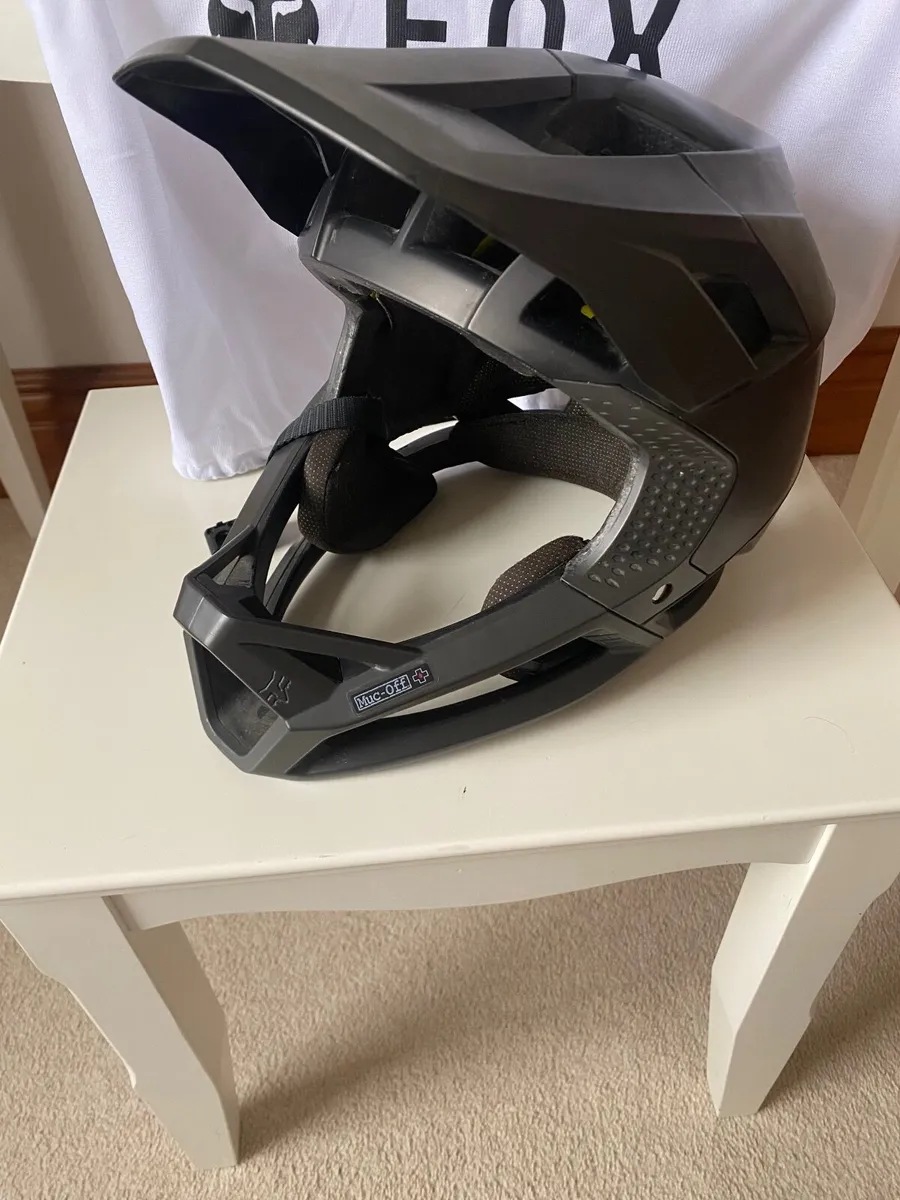 Fox Proframe mtb helmet - Image 1