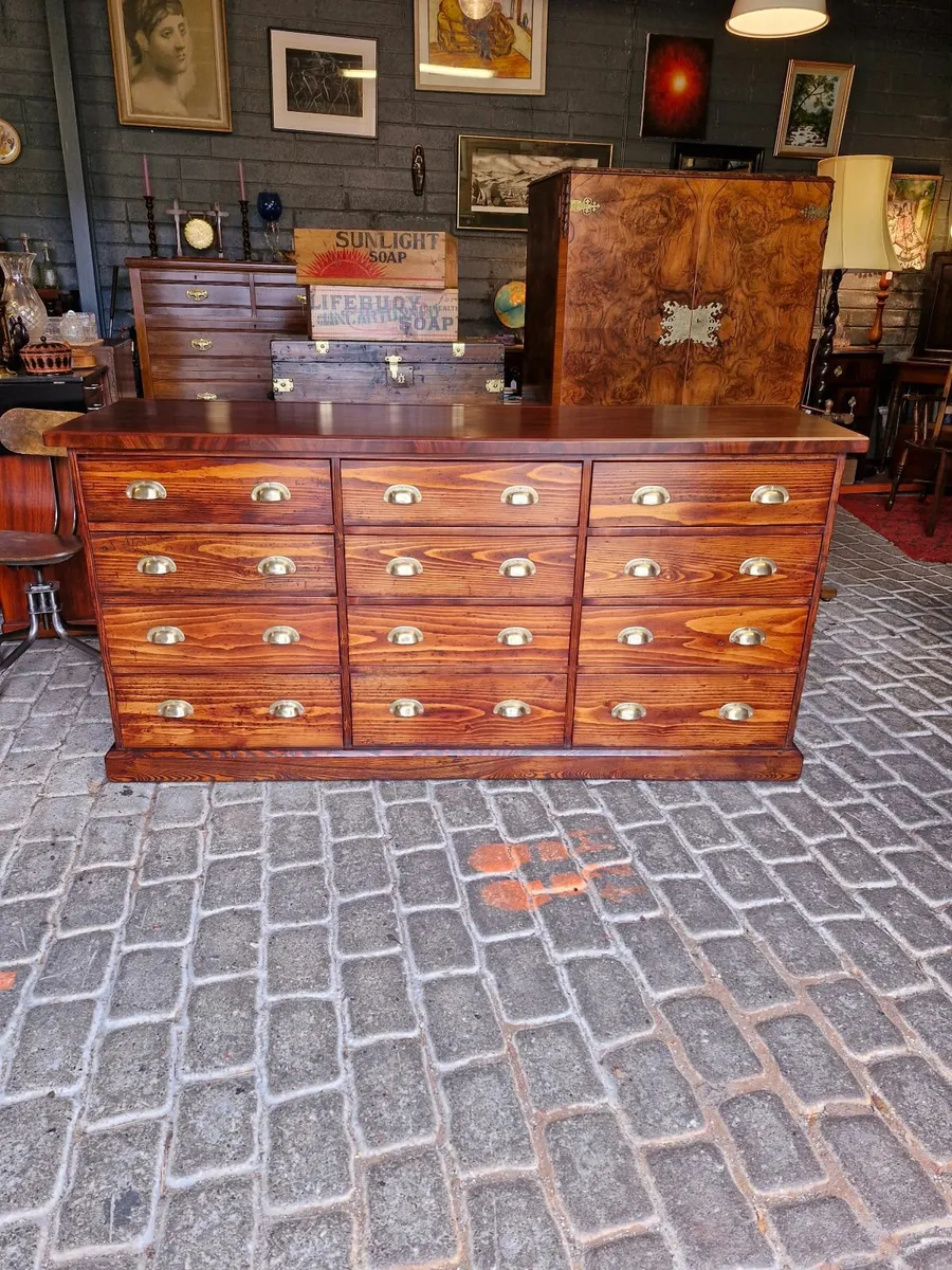 Bank of drawers - Image 1