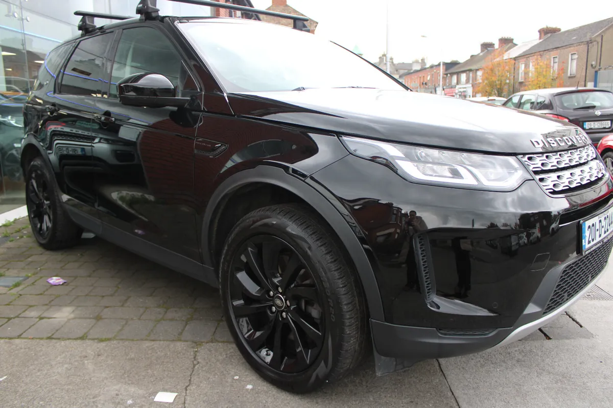 NEW  MODEL Discovery Sport 2.0 AUTO 7 SEAT S 2020 - Image 2