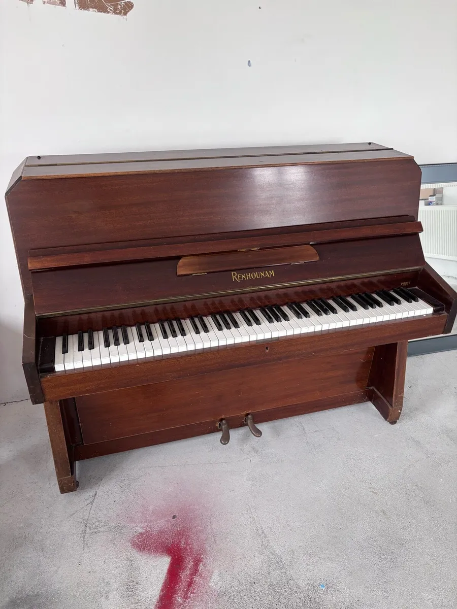 Piano - Image 1