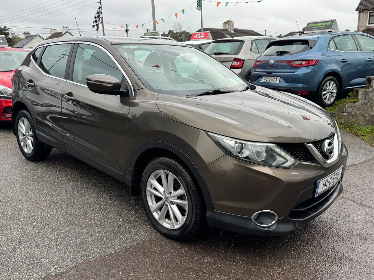 Nissan Qashqai very low mileage - Image 2