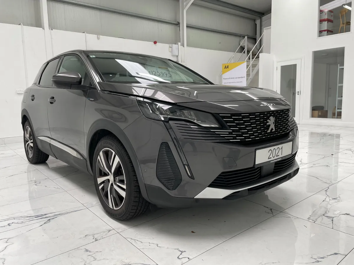 Peugeot 3008 2021 Allure Automatic 1.6 Phev - Image 2