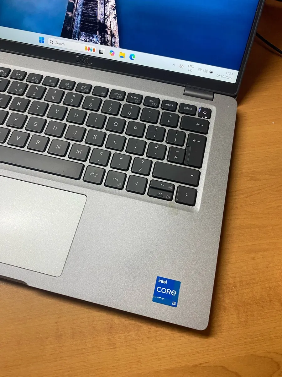 Dell i5 pro 11gen Touchscreen - Image 2