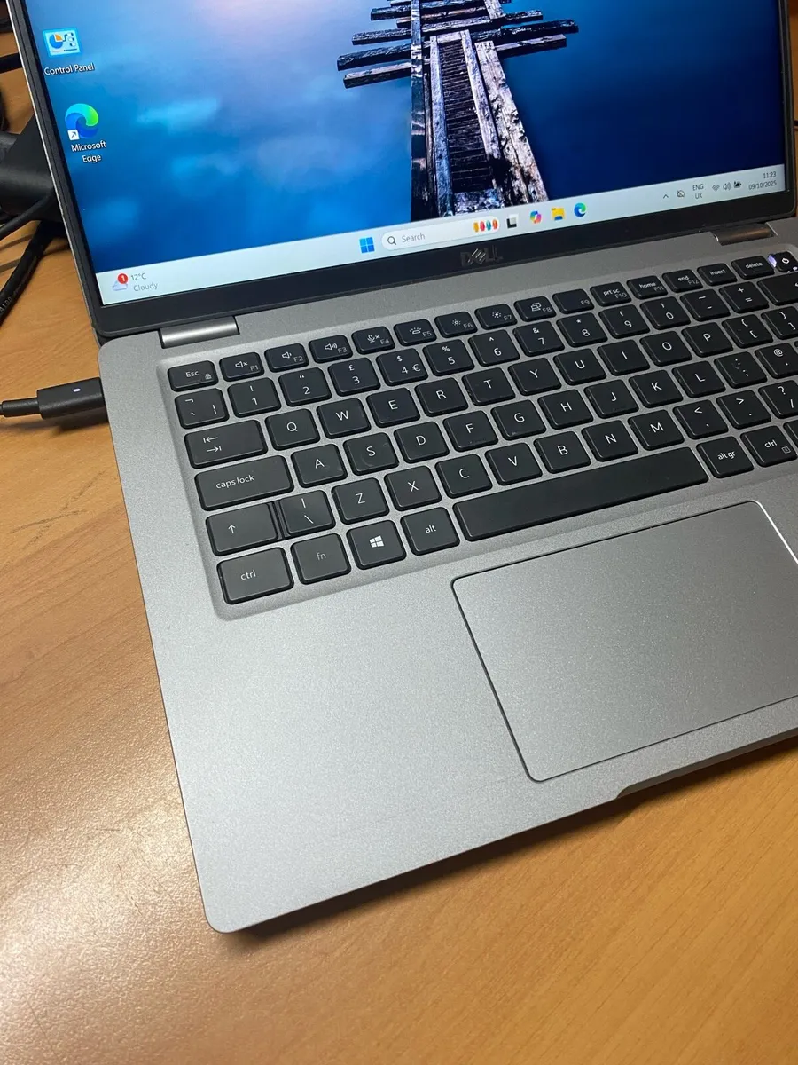 Dell i5 pro 11gen Touchscreen - Image 3