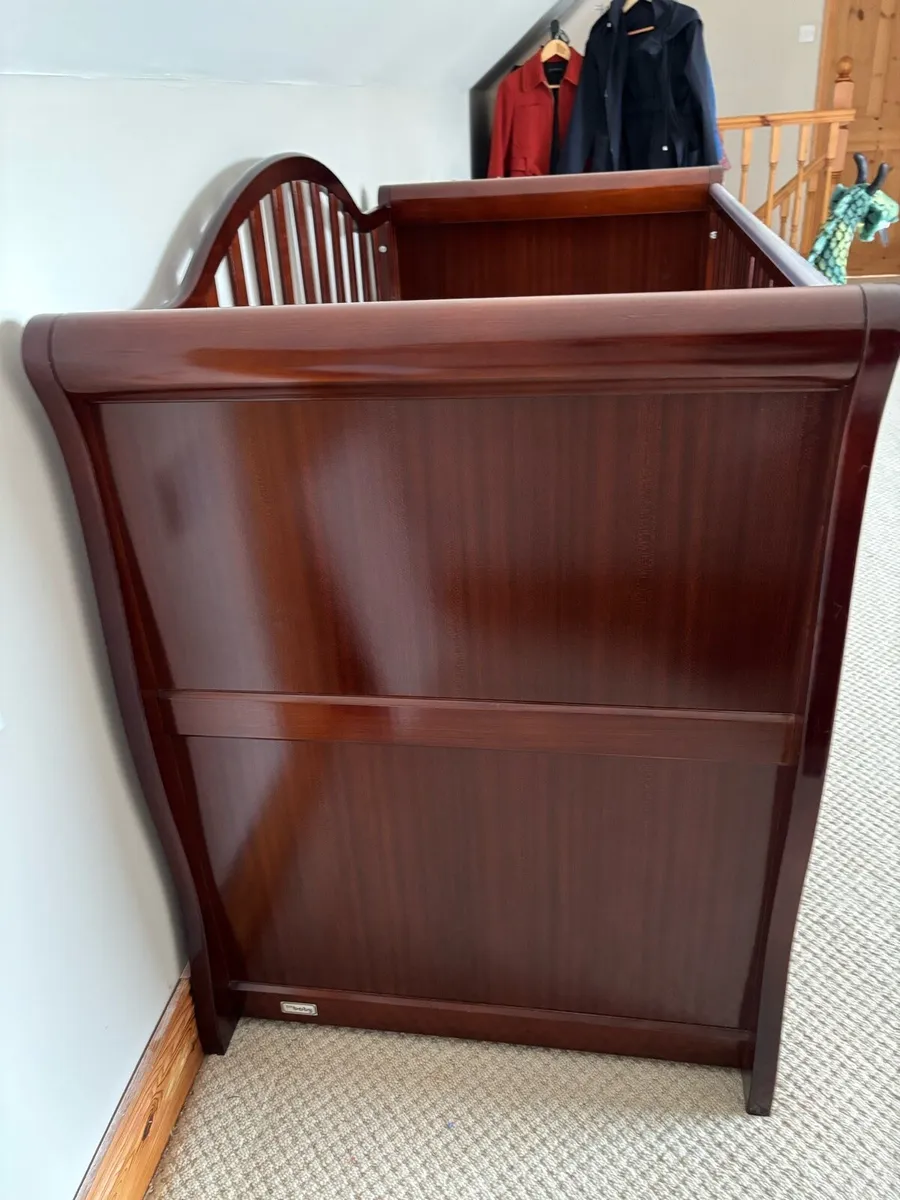 BR Baby Oslo Sleigh Cot Bed & changing unit - Image 3