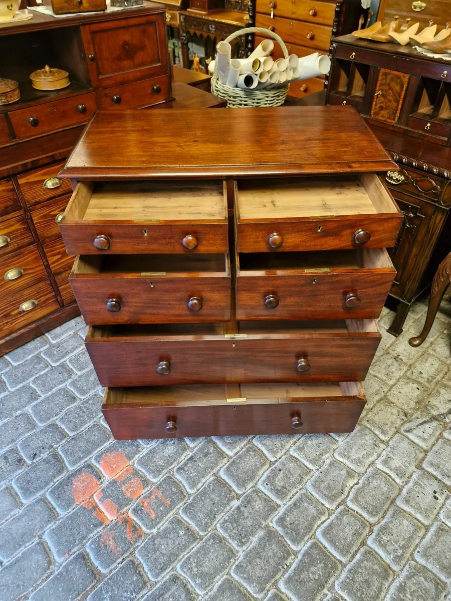 Chest - Image 4