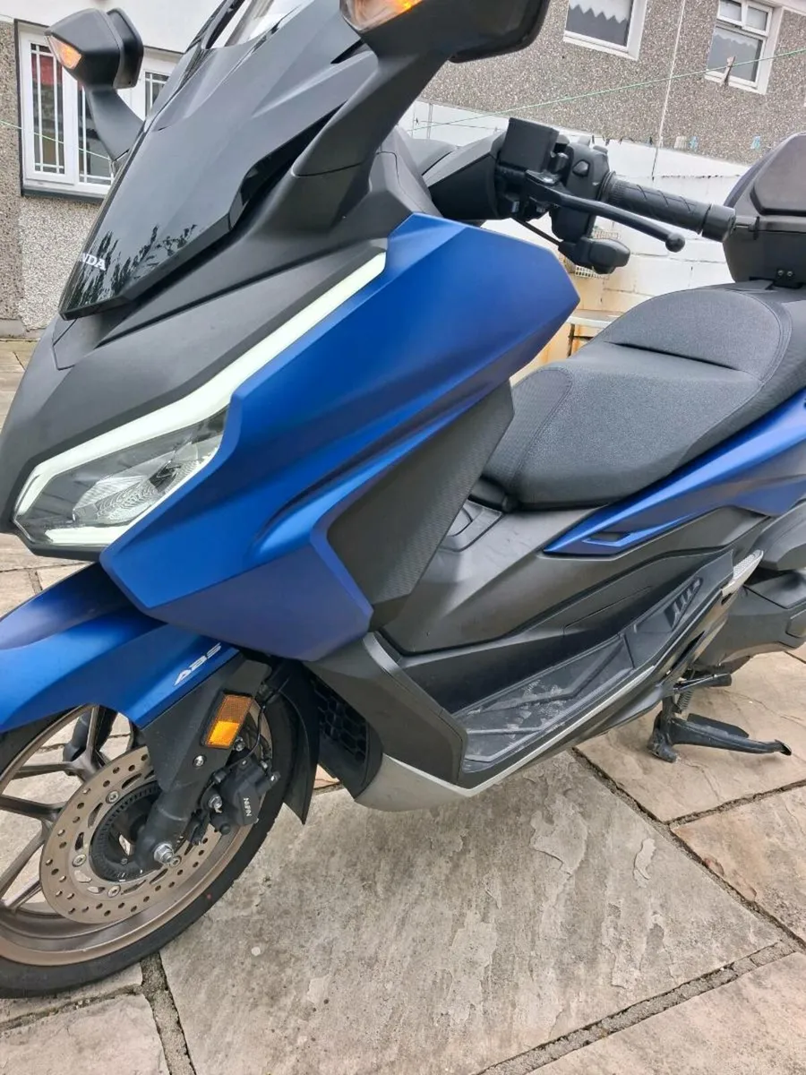Honda Forza - Image 4