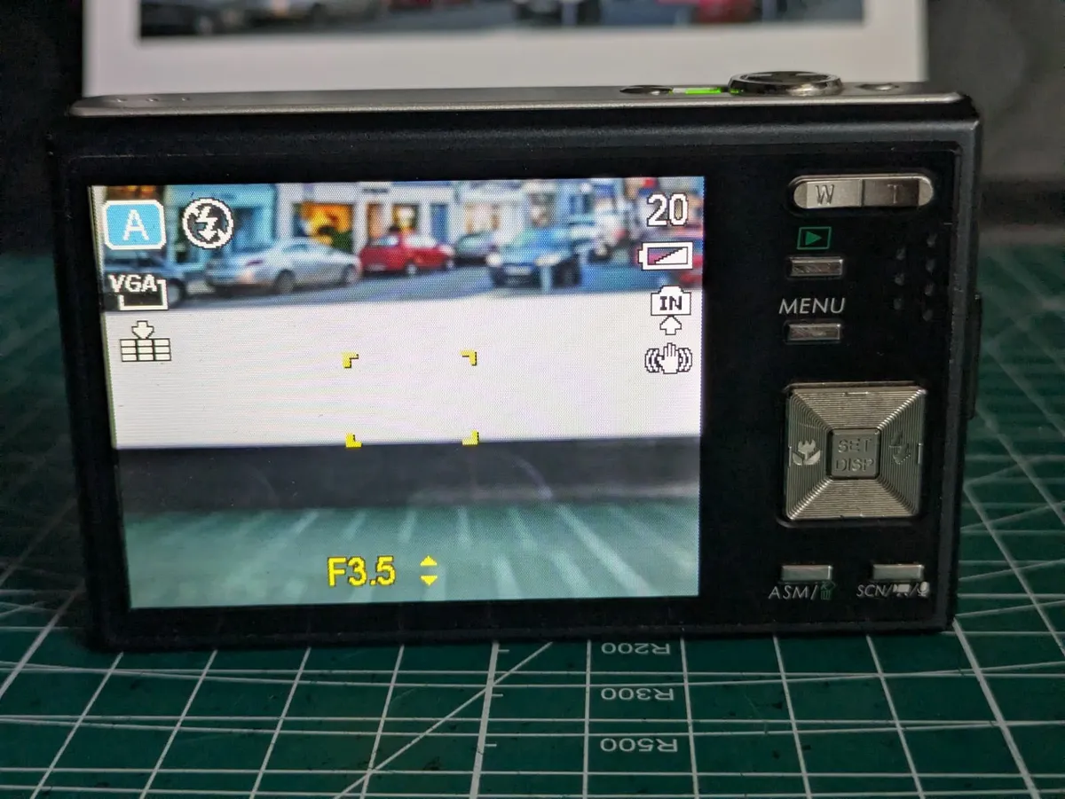 Medion 10MP CCD🌈digital compact camera - Image 2