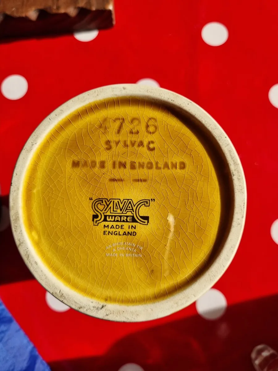 Vintage Sylvac ceramic tankard - Image 2