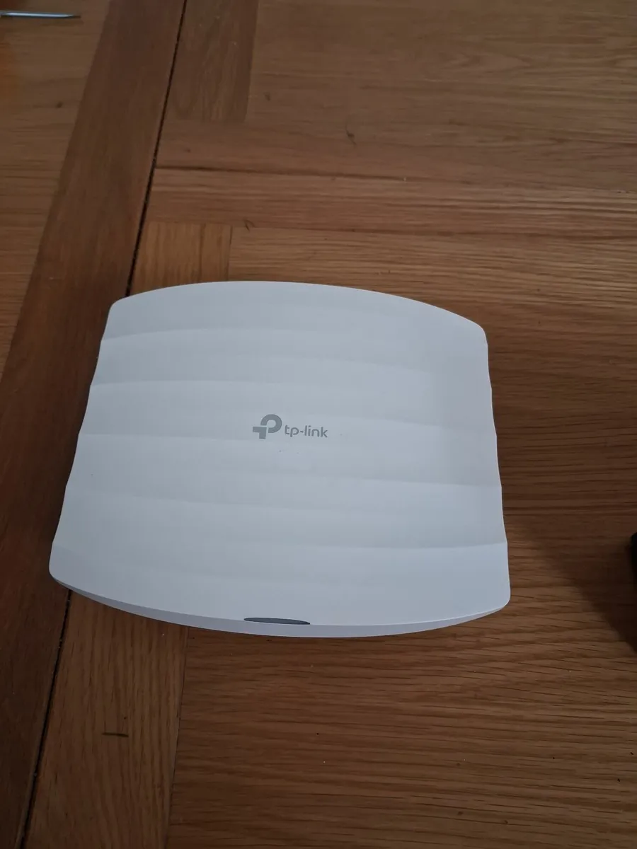 TP Link Lot - Image 2