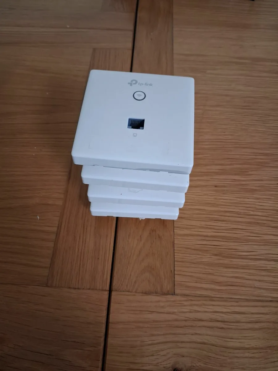 TP Link Lot - Image 4