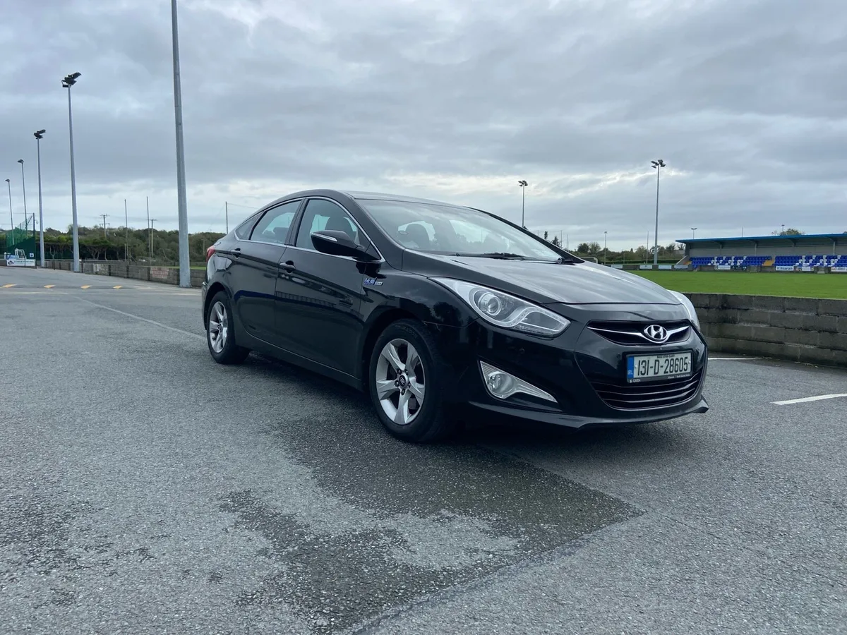 HYUNDAI I40 1.7 CRDI ACTIVE BLUE 4DR - Image 2