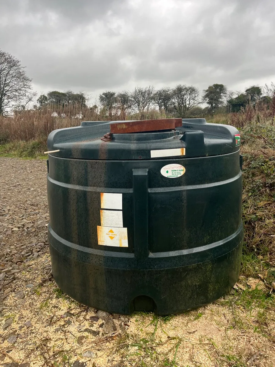 Bunded oil tank - Image 1